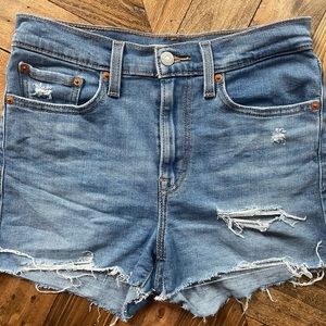COPY - Levi’s High Rise Shorts
